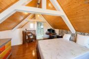 À VENDRE À PLATEAU CAILLOU – MAISON FAMILIALE F4 AVEC STUDIO INDÉPENDANT, VUE MER ET MONTAGNE - Chambre 3 maison étage