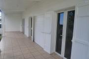 A VENDRE charmante maison de type F4 sur 634 m2 de terrain à SAINT-GILLES LES HAUTS