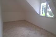 A VENDRE charmante maison de type F4 sur 634 m2 de terrain à SAINT-GILLES LES HAUTS