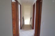 A VENDRE charmante maison de type F4 sur 634 m2 de terrain à SAINT-GILLES LES HAUTS