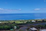 A louer à Saint Leu appartement T4 spacieux récent avec vue mer