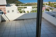 A vendre beau studio de 40 m2 avec vue mer et montagne &agrave; Saint-Joseph