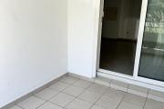 A louer ce bel appartement de type F2 sur la résidence INAIS à Sainte Clotilde.