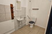 A LOUER - LOCAL COMMERCIAL 33 M2 - GRANDE MONTEE - SAINTE MARIE