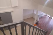 A LOUER appartement duplex de type F2 avec cour privative sur SAINT-GILLES LES HAUTS