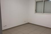 A louer ce bel et spacieux appartement de type F3 résidence La Goelette sur les bas de la route Bois de Nèfles à Sainte Clotilde.