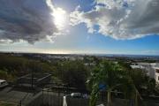 A vendre à LA POSSESSION (97419) un T4 d’environ 80 m² avec une vue panoramique