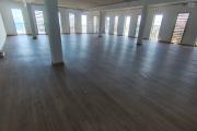 À louer un local professionnel ou commercial de 149,5 m² à l’Éperon avec vue mer - Saint-Paul