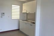 A Vendre bel appartement de type F1 sur la résidence Citronnelle rue Emile Grimaud à Sainte Clotilde