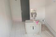 A LOUER Local commercial la PLAINE SAINT_ PAUL