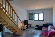 A LOUER VASTE ET SUPERBE APPARTEMENT T4 EN DUPLEX FONDS GENERESE SAINT GILLES LES HAUTS