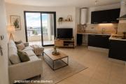 en vente T2 dans la residence Lobellia à Ste Clotilde proche de toutes les commodités .