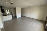 A vendre à Ste Clotilde quartier Technopole, bel appartement T3 avec grande varangue