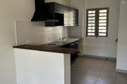 A vendre à Ste Clotilde quartier Technopole, bel appartement T3 avec grande varangue