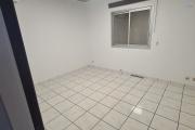 A LOUER Local Professionnel/ Commercial sur Sainte Marie/ Rue Alphonse Daudet