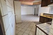 A LOUER Local Professionnel/ Commercial sur Sainte Marie/ Rue Alphonse Daudet