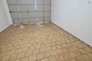 A LOUER Local Professionnel/ Commercial sur Sainte Marie/ Rue Alphonse Daudet