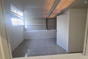 A LOUER Local Professionnel/ Commercial sur Sainte Marie/ Rue Alphonse Daudet