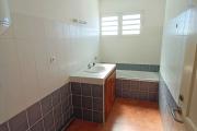 A Vendre appartement T3 de 61m2 + 2 parkings à Saint-Benoit - Beaulieu