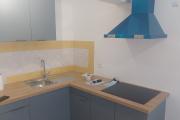 A louer appartement T2 très bien placé à Saint Leu centre - Une cuisine neuve