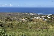Joli terrain de 621 m² arpenté uniquement pour un projet touristique/loisir avec pleine vue mer à 250 m d'altitude