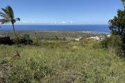 Joli terrain de 505 m² arpenté uniquement pour un projet touristique/loisir avec pleine vue mer à 250 m d'altitude