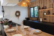 Sublime villa de standing F5 à La Rivière Saint-Louis – Deux suites parentales & Jardin d'exception avec piscine