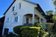 A louer grande et belle villa MEUBLE de type F6 dans un quartier résidentiel calme à Trois Mares le Tampon