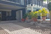 À louer – Villa F5 avec piscine au calme, proche centre-ville de L’Étang-Salé