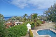 A VENDRE APPARTEMENT F2 DUPLEX DE 53 M2 DANS UNE RESIDENCE AVEC PISCINE AVEC VUE MER A LA SALINE LES BAINS