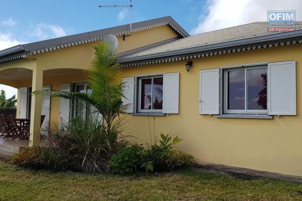 Wahou! Magnifique villa à sainte Anne, chemin de  Ceinture au prix de 302 100 €