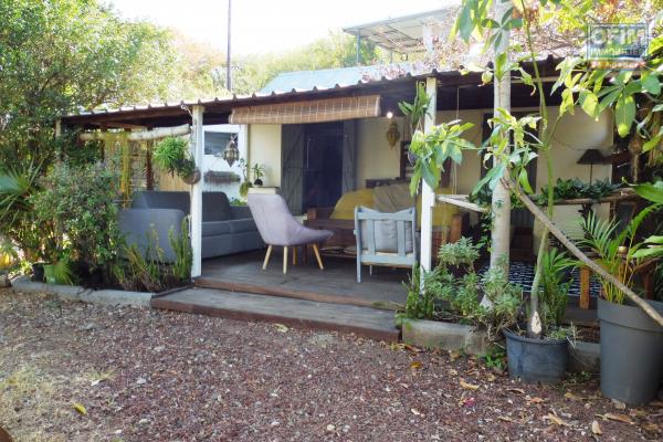Maison 4 pièces, 100 m², sur un terrain de 731 m², située aux Quatre Robinets.