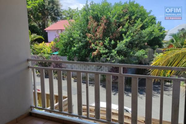 A LOUER OFIM// Appartement T2 en duplex de 36.51m2 avec varangue sur LA SALINE LES BAINS