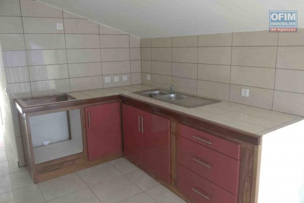 A louer appartement T3 à La Fontaine St Leu