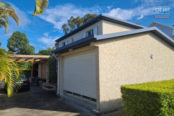 LOCATION MEUBLE  A louer magnifique villa meublée de type F6 d'environ 124 m² le Tampon Trois Mares