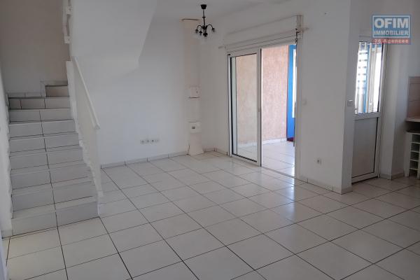 A Vendre Maison Duplex F4 de 104 m2 Habitable avec Vue Mer à Piton St Leu