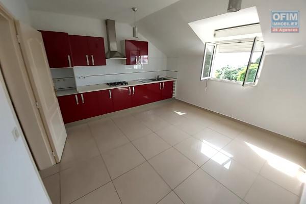 A vendre bel appartement de type T4 au centre-ville de Saint-Denis