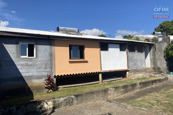 A vendre maison T4 à Sainte-Thérèse vue mer.