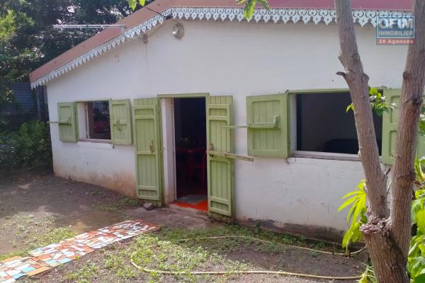 Maison 4 chambres et une dépendance de 40 m2 sur un terrain de 509 m2 Ravine des Cabris