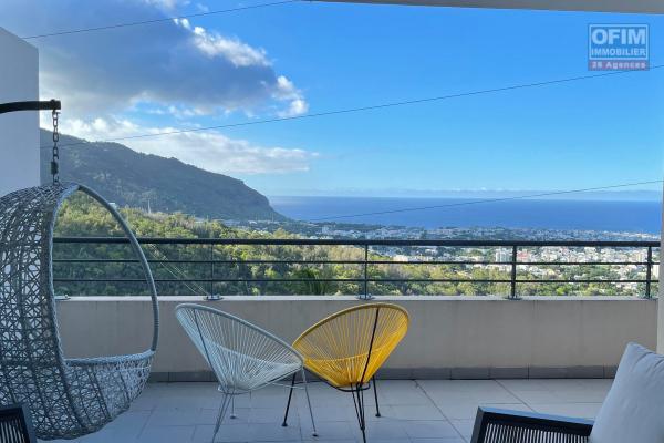 A louer bel appartement T2 avec grande terrasse vue panoramique sans vis à vis, parking à la Colline des Camélias, résidence Terradélie