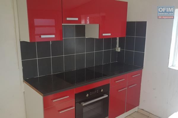 A louer maison F4 à Piton St Leu, proche de la route des Tamarins