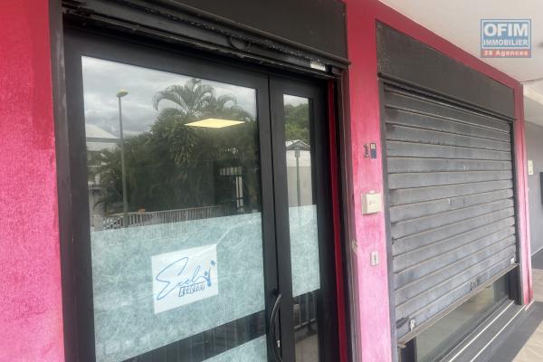 A Louer Local de 49m2 centre ville de l'ETANG SALE LES HAUTS