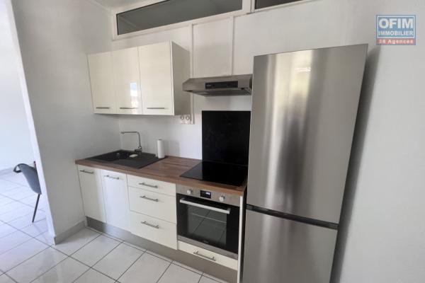 A louer appartement T2 meublé entièrement refait à neuf au coeur de Saint Denis - Résidence Leclerc