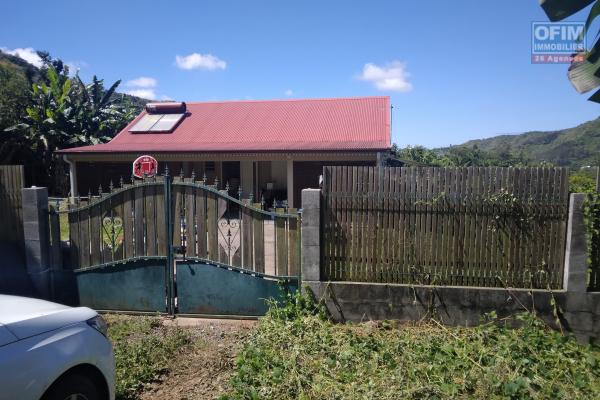 A LOUER Villa F4 à ENTRE DEUX "Bras Long"