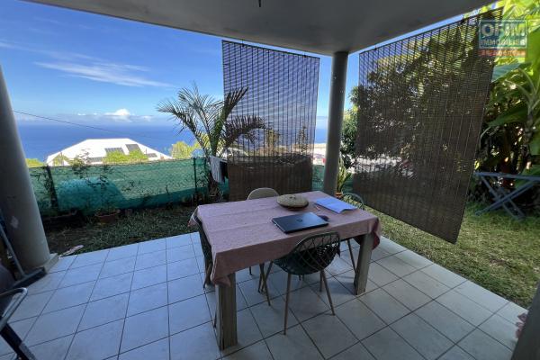 Bel appartement T2 de 60,48 m2 utiles au RDC, jardin de 90 m2 et vue mer imprenable
