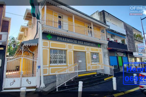 Ensemble immobilier de 379 m2, terrain de 610 m2