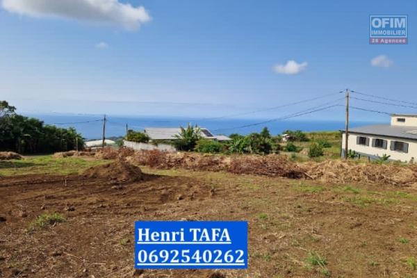 Terrain constructible de 1000 m2 (Henri TAFA 0692540262)