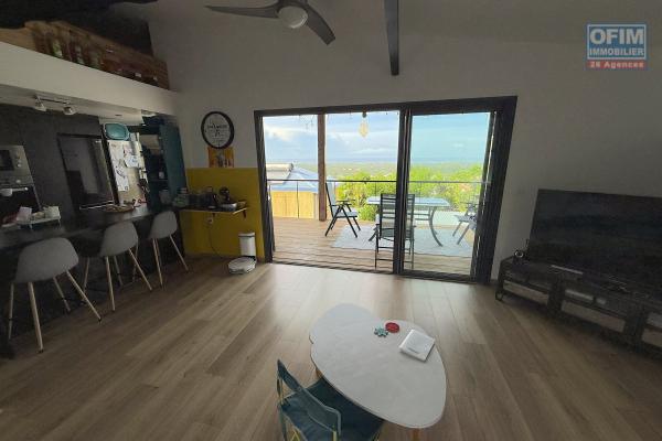 Maison originale de type F4 en R+1 avec une magnifique vue mer et montagne proche de l’hypercentre.