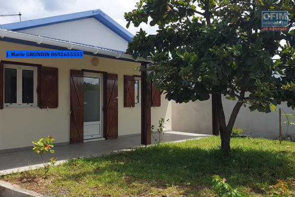 Maison F4 plain-pied de 76,69 m2, terrasse (J. Marie GRONDIN 0692 65 55 55)
