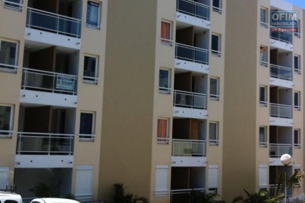 A louer appartement F2 au rez-de-chaussée  sur la résidence ARBOREA à Sainte Clotilde.